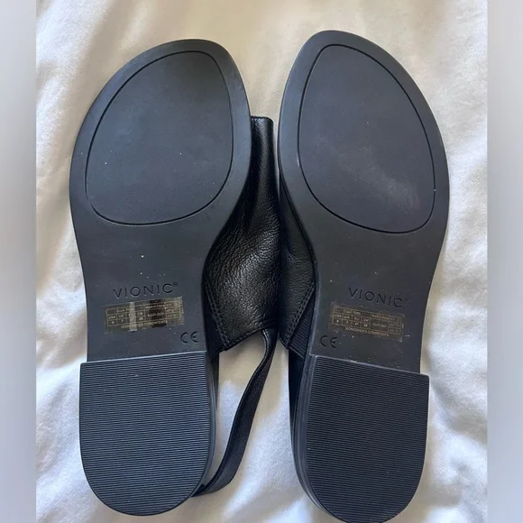 Vionic Black Open-Toe Leather Sandals - Picture 3 of 3